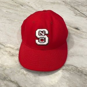 NC State men’s size 7.5 Pro-Line baseball hat